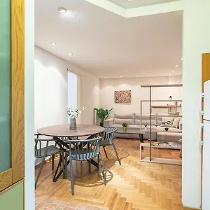 Houseloft Rotonda Apartment